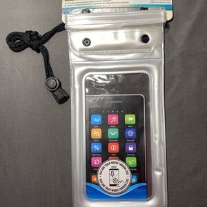 Propel Paddle Gear Waterproof Floating Cell Phone Pouch, Brand New